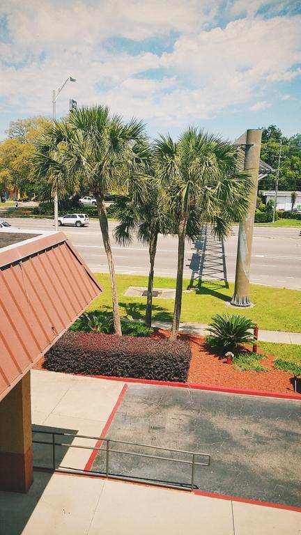 Days Inn Pensacola North Ferry Pass Exteriér fotografie